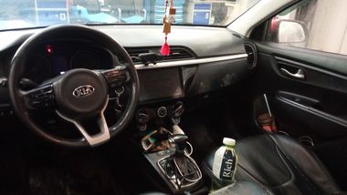 Kia Rio 2018 года, 152 313 км - вид 5
