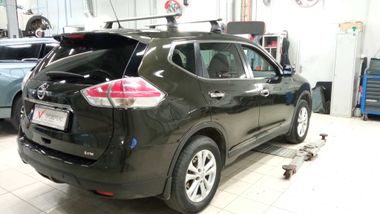 Nissan X-Trail 2015 года, 83 500 км - вид 3