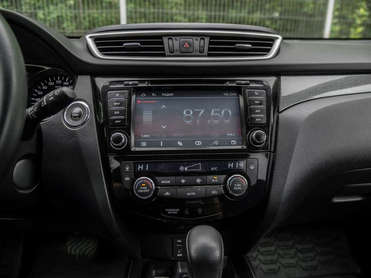 Nissan X-Trail 2015 года, 83 500 км - вид 9