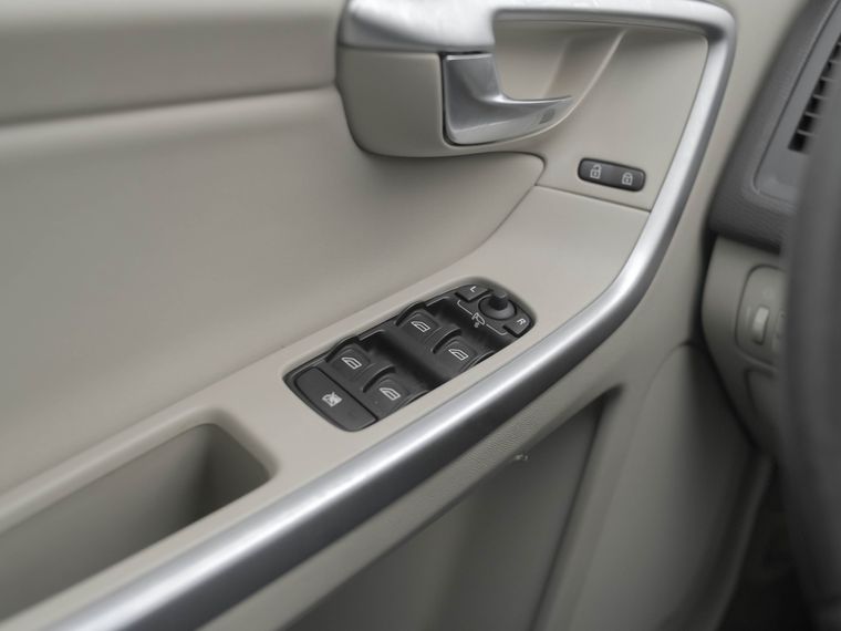 Volvo XC60 2009 года, 270 272 км - вид 9