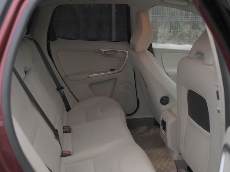 Volvo XC60 2009 года, 270 272 км - вид 10