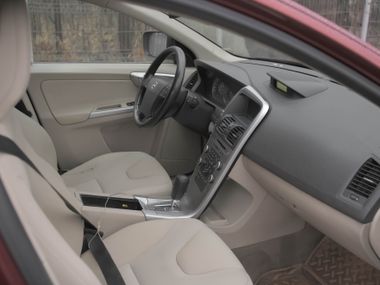 Volvo XC60 2009 года, 270 272 км - вид 11
