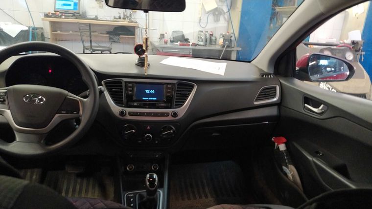 Hyundai Solaris 2017 года, 92 000 км - вид 5