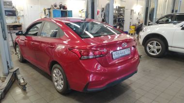 Hyundai Solaris 2017 года, 92 000 км - вид 3