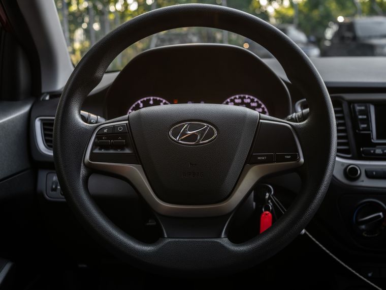 Hyundai Solaris 2017 года, 92 000 км - вид 6