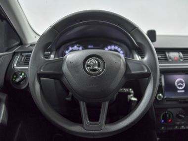 Skoda Rapid 2017 года, 148 722 км - вид 9