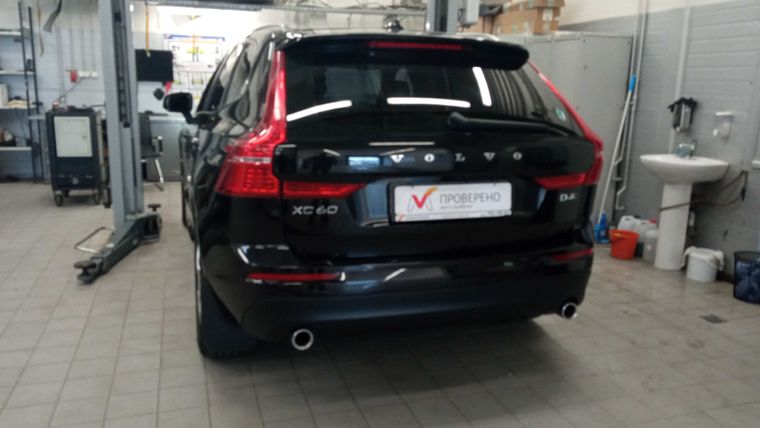 Volvo XC60 2019 года, 67 864 км - вид 4