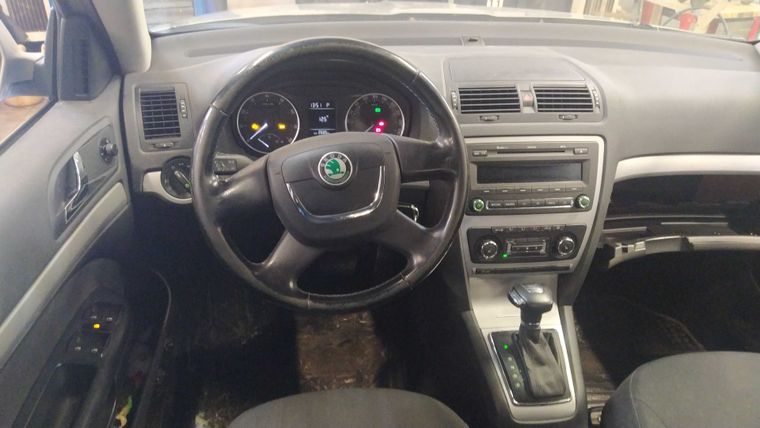 Skoda Octavia 2011 года, 241 483 км - вид 5 Skoda Octavia 2011 года, 241 483 км - вид 5