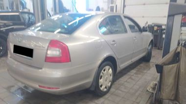 Skoda Octavia 2011 года, 241 483 км - вид 3