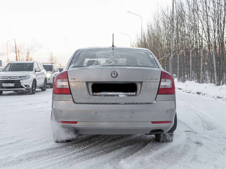 Skoda Octavia 2011 года, 241 483 км - вид 4