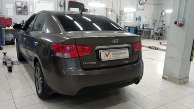 KIA Cerato 2012 года, 211 098 км - вид 4