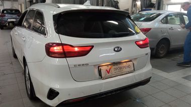 Kia Ceed 2019 года, 128 896 км - вид 4