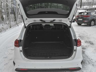 KIA Ceed 2019 года, 128 896 км - вид 14