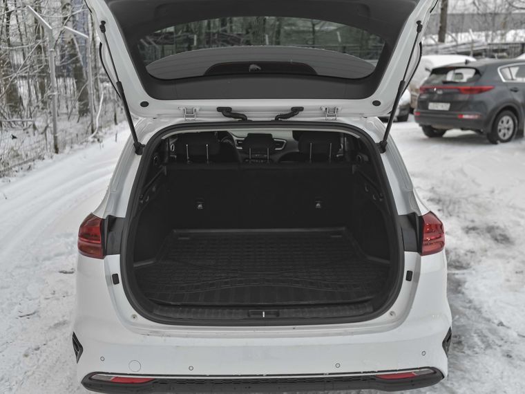KIA Ceed 2019 года, 128 896 км - вид 14