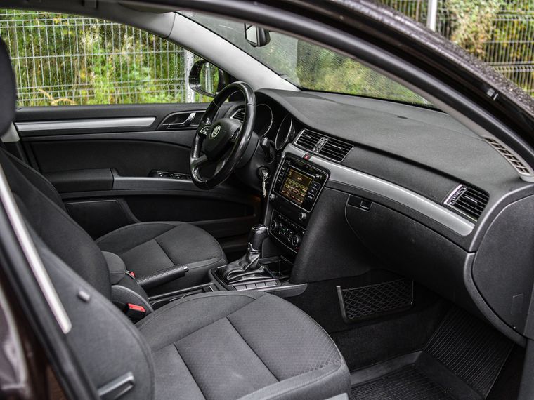 Skoda Superb 2013 года, 170 874 км - вид 13