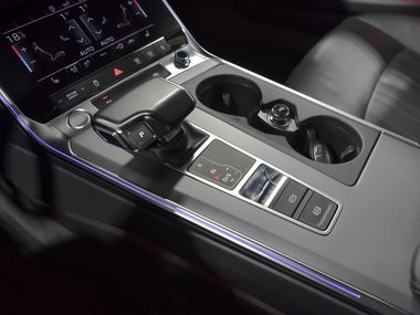 Audi A6 2020 года, 75 892 км - вид 14