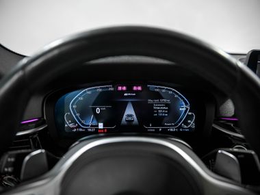 BMW 5 серия 2022 года, 12 751 км - вид 8