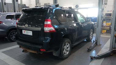 Toyota Land Cruiser Prado 2014 года, 201 217 км - вид 3