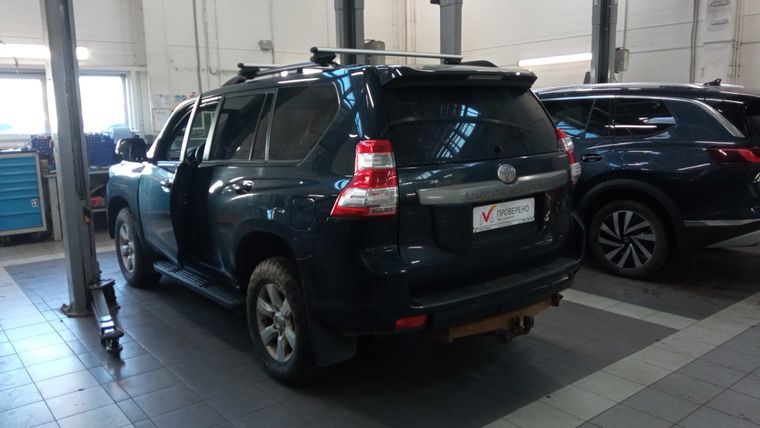 Toyota Land Cruiser Prado 2014 года, 201 217 км - вид 4
