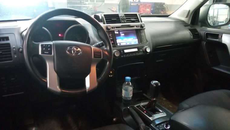 Toyota Land Cruiser Prado 2014 года, 201 217 км - вид 5