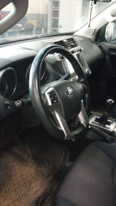Toyota Land Cruiser Prado 2014 года, 201 217 км - вид 5