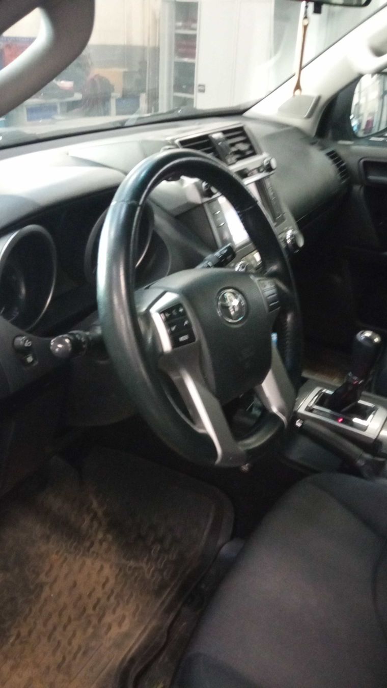 Toyota Land Cruiser Prado 2014 года, 201 217 км - вид 5