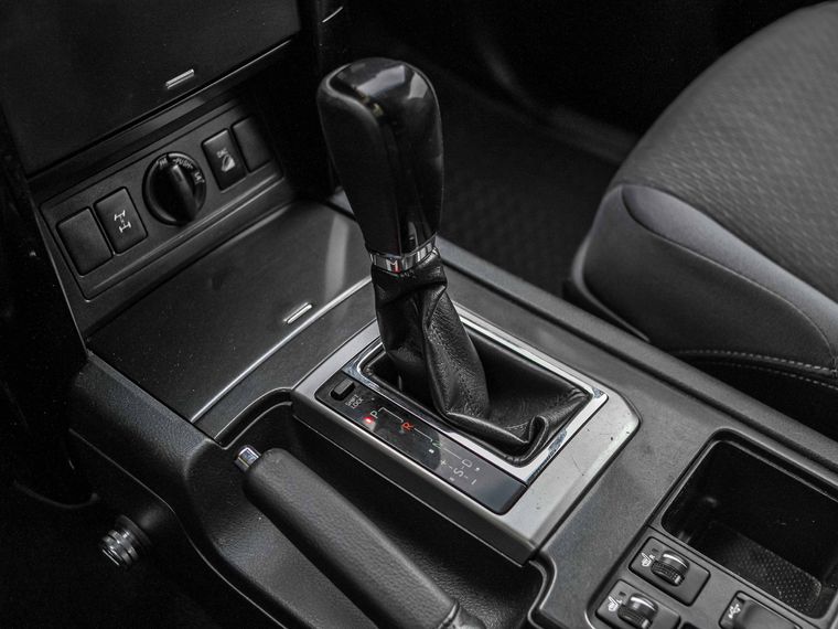 Toyota Land Cruiser Prado 2014 года, 201 217 км - вид 10