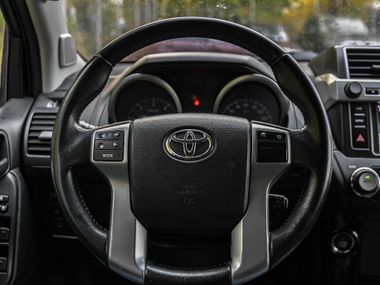 Toyota Land Cruiser Prado 2014 года, 201 217 км - вид 6
