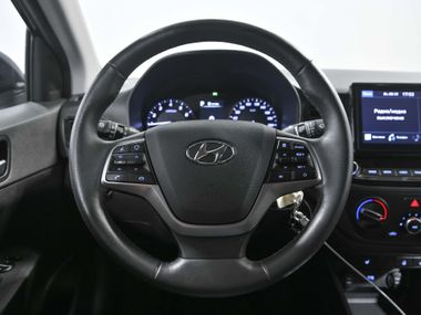 Hyundai Solaris 2021 года, 40 980 км - вид 8