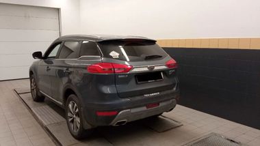 Geely Atlas 2021 года, 53 474 км - вид 4
