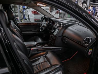 Mercedes-Benz GL-класс 2008 года, 271 320 км - вид 17