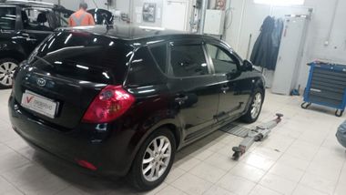 KIA Ceed 2009 года, 310 240 км - вид 3