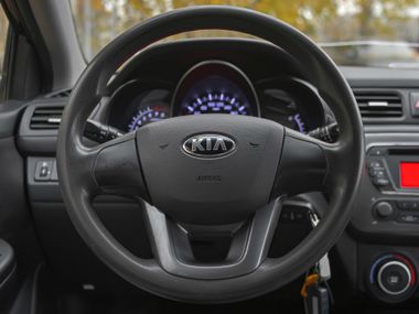 KIA Rio 2013 года, 85 700 км - вид 6