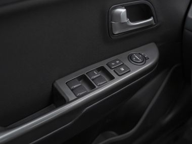 KIA Rio 2013 года, 85 700 км - вид 10