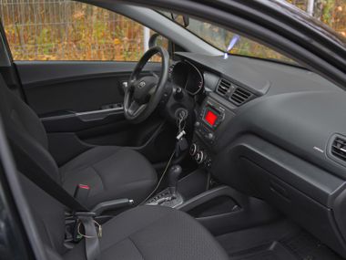 KIA Rio 2013 года, 85 700 км - вид 12