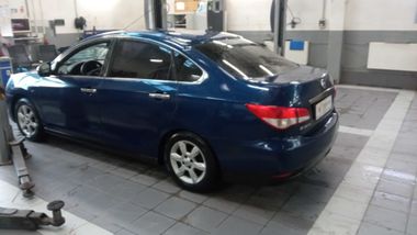 Nissan Almera 2015 года, 152 433 км - вид 4