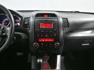 KIA Sorento 2011 года, 200 879 км - вид 12