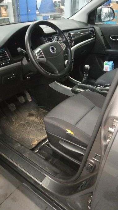 SsangYong Actyon 2013 года, 109 305 км - вид 5