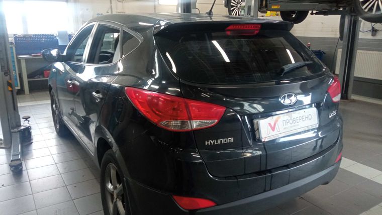 Hyundai ix35 2011 года, 266 000 км - вид 3