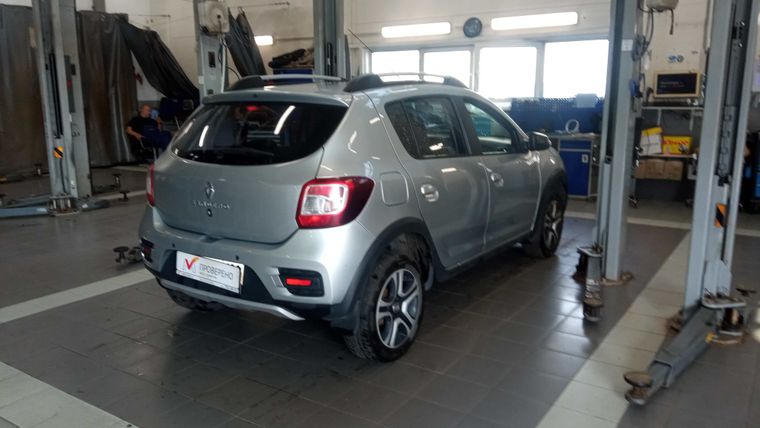 Renault Sandero Stepway 2022 года, 59 782 км - вид 3