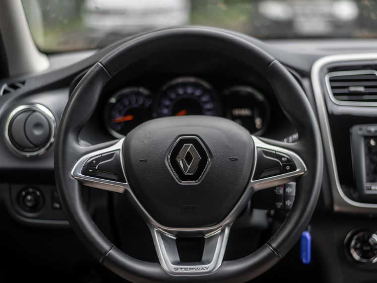 Renault Sandero Stepway 2022 года, 59 782 км - вид 6
