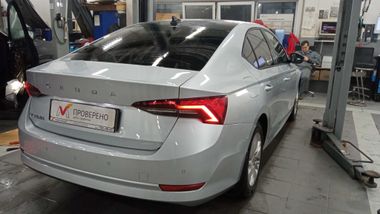 Skoda Octavia 2021 года, 292 435 км - вид 3