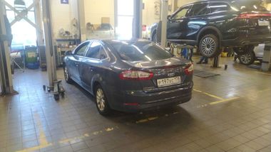 Ford Mondeo 2011 года, 233 719 км - вид 4