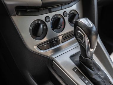 Ford Focus 2011 года, 214 709 км - вид 9
