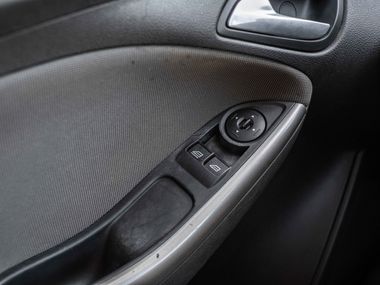 Ford Focus 2011 года, 214 709 км - вид 10
