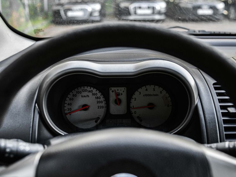 Nissan Note 2008 года, 250 000 км - вид 5