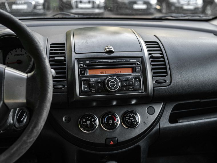 Nissan Note 2008 года, 250 000 км - вид 9