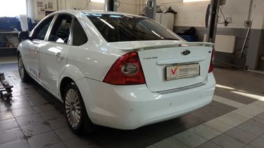 Ford Focus 2011 года, 192 000 км - вид 4