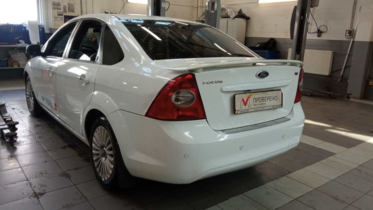 Ford Focus 2011 года, 192 000 км - вид 4