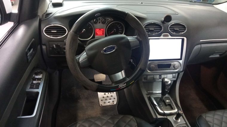Ford Focus 2011 года, 192 000 км - вид 5